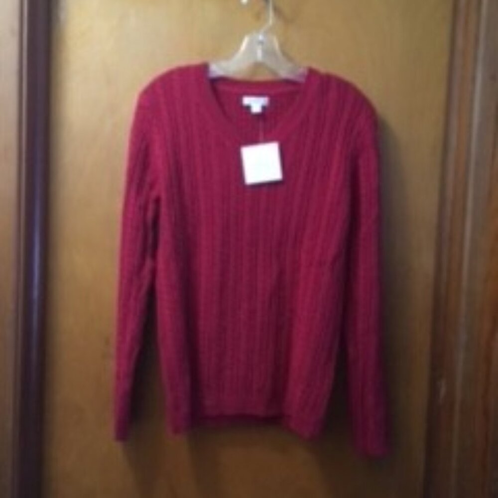 Croft & Barrow Ladies V-Neck Sweater
